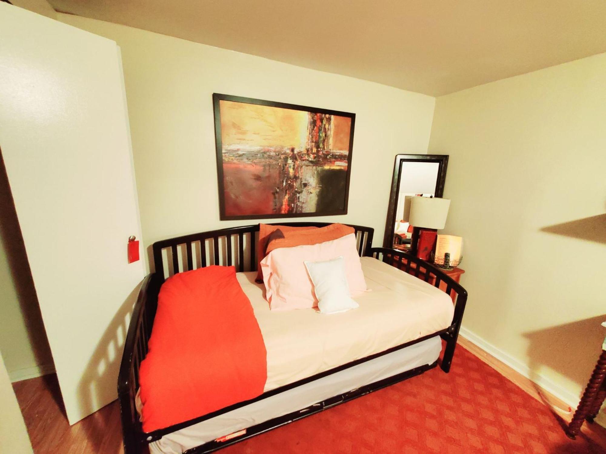 Room In Guest Room - Fall Room 3Min From Yale, And Other Colleges Нью-Хейвен Экстерьер фото